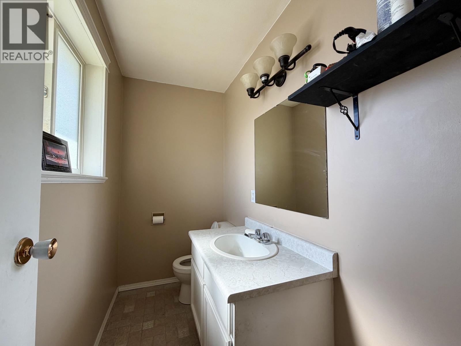 3822 13TH Avenue, Smithers