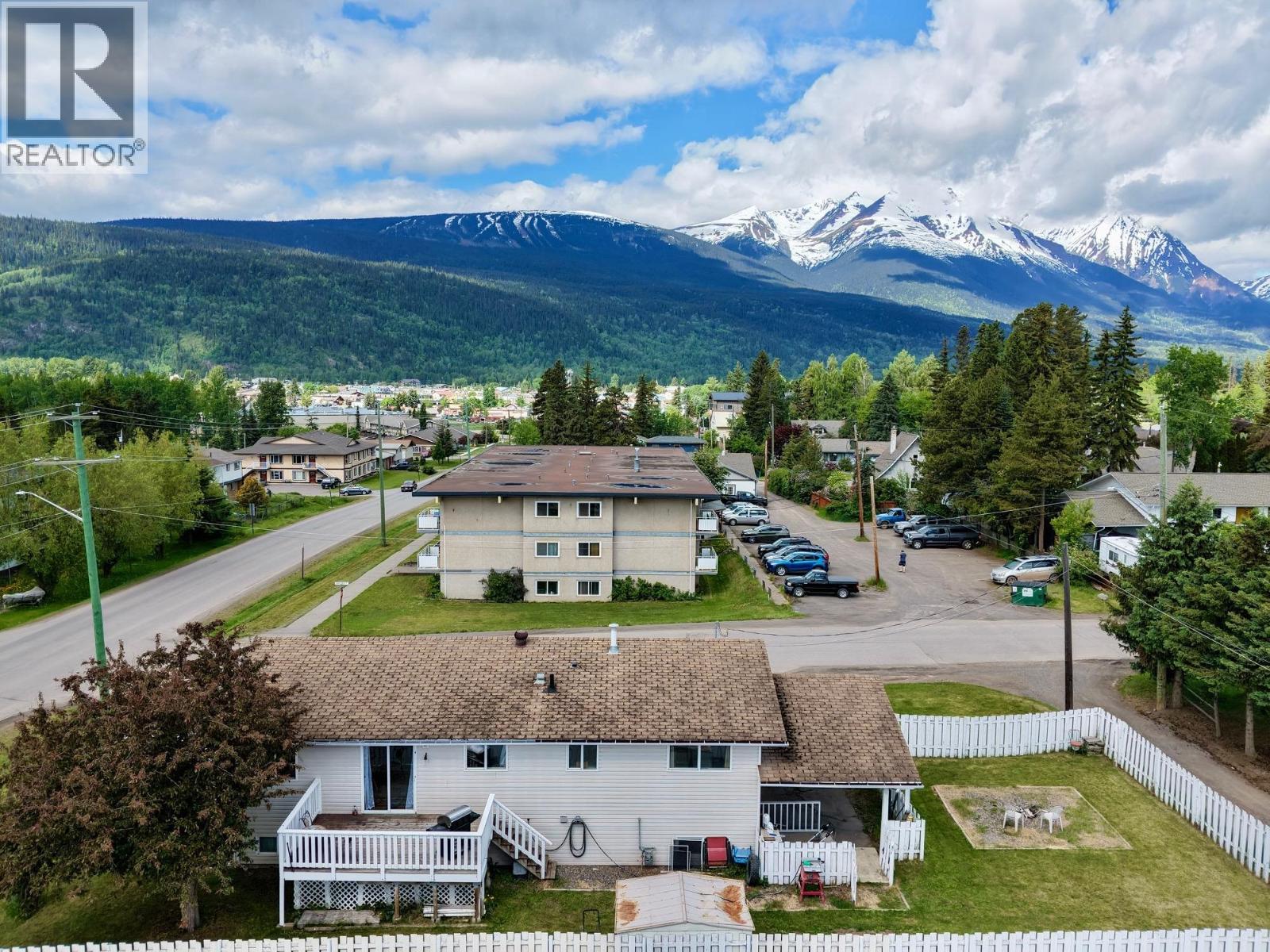 3822 13TH Avenue, Smithers