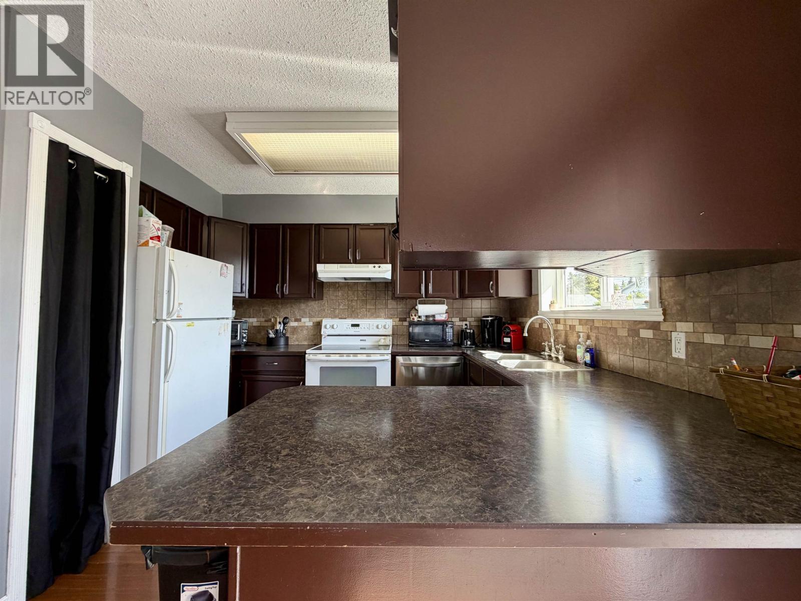 3822 13TH AVENUE - 4
