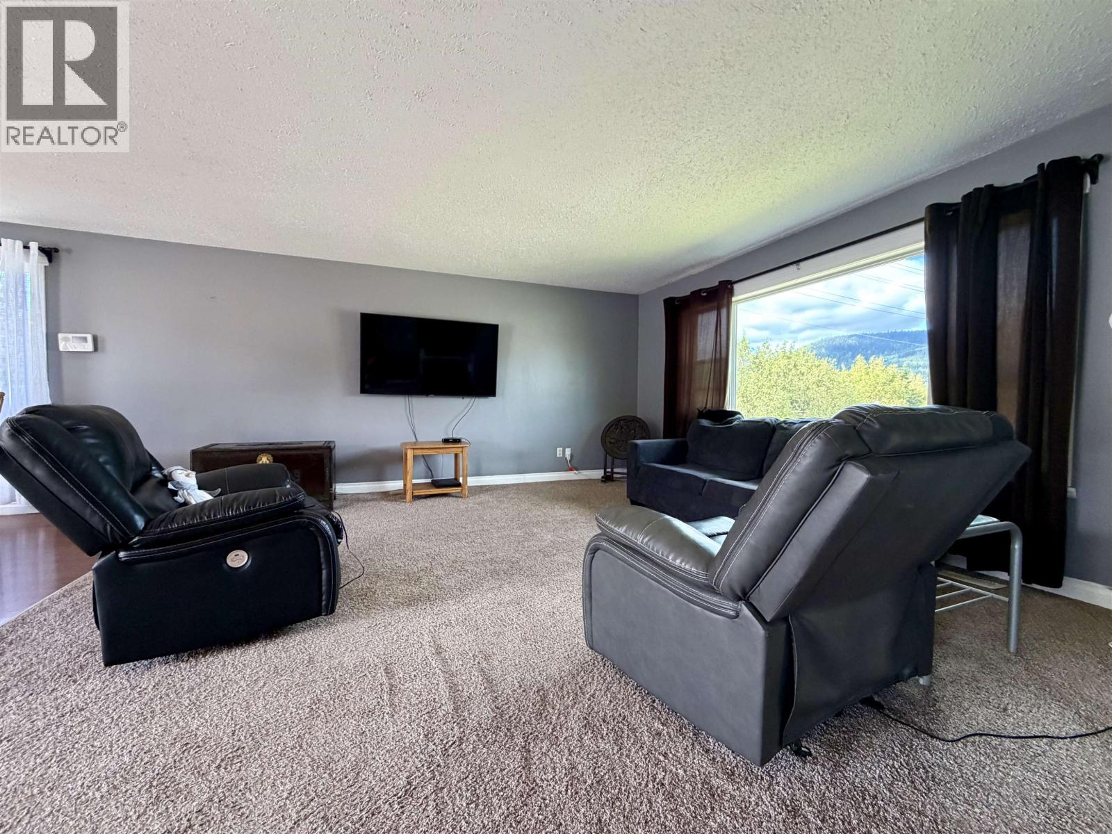 3822 13TH Avenue, Smithers