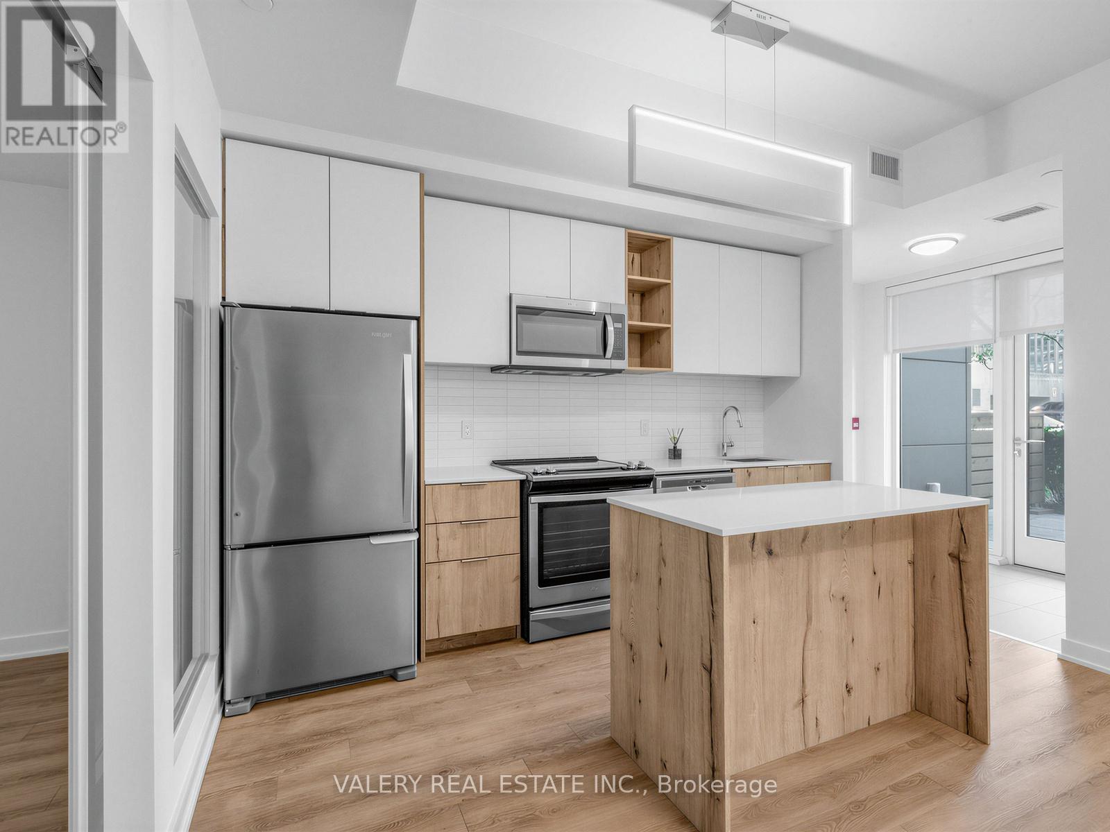 Kitchen( First Floor)