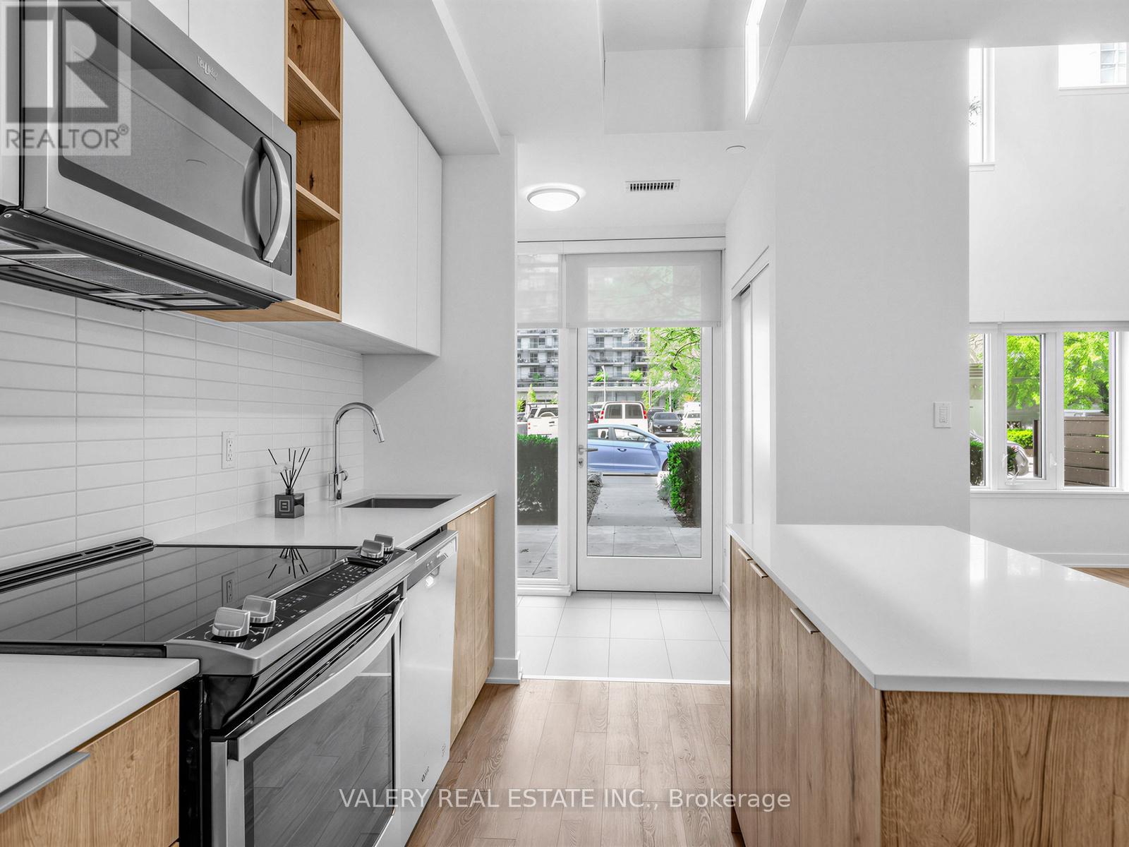 Kitchen( First Floor)