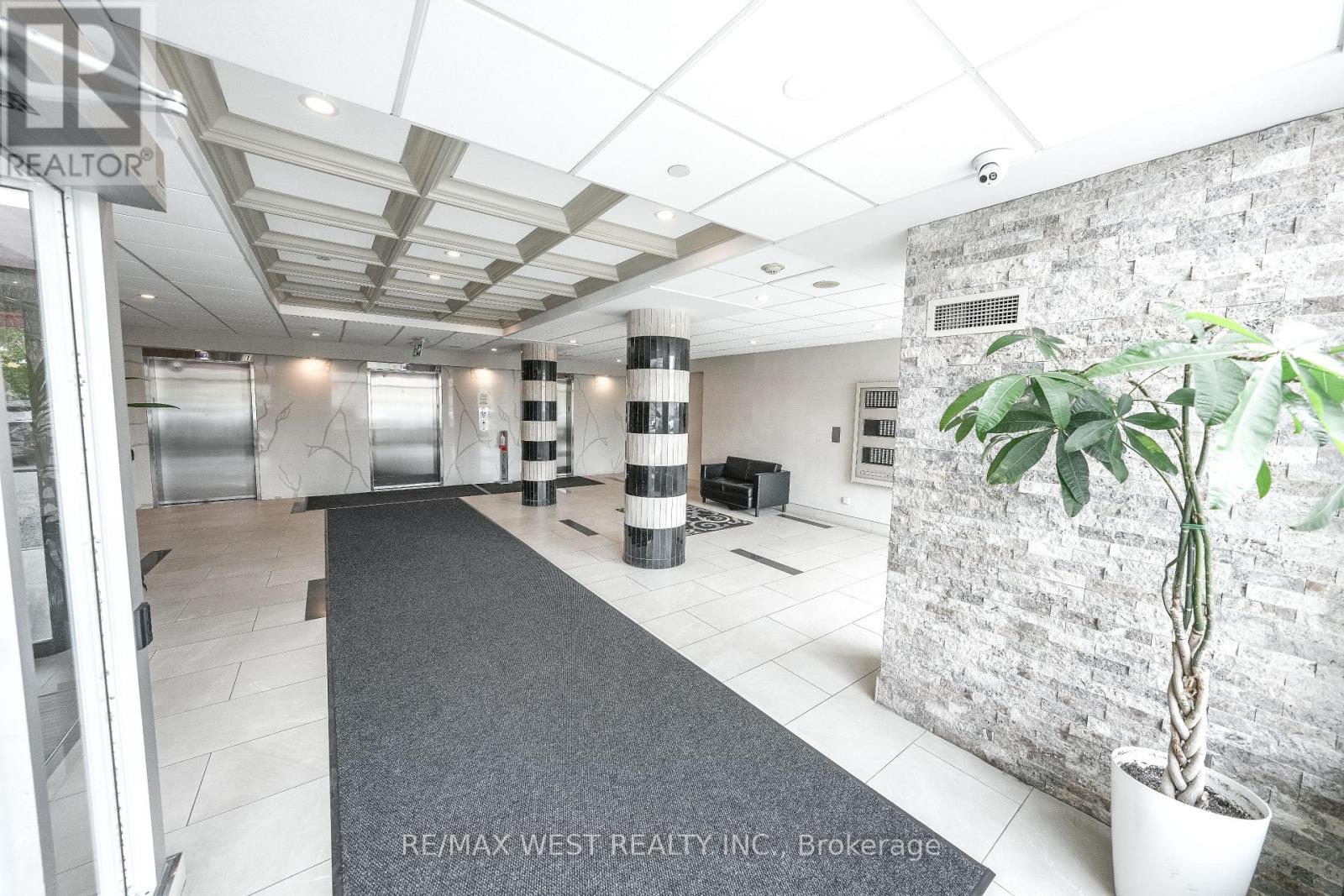 #608 1470 MIDLAND AVENUE - 5