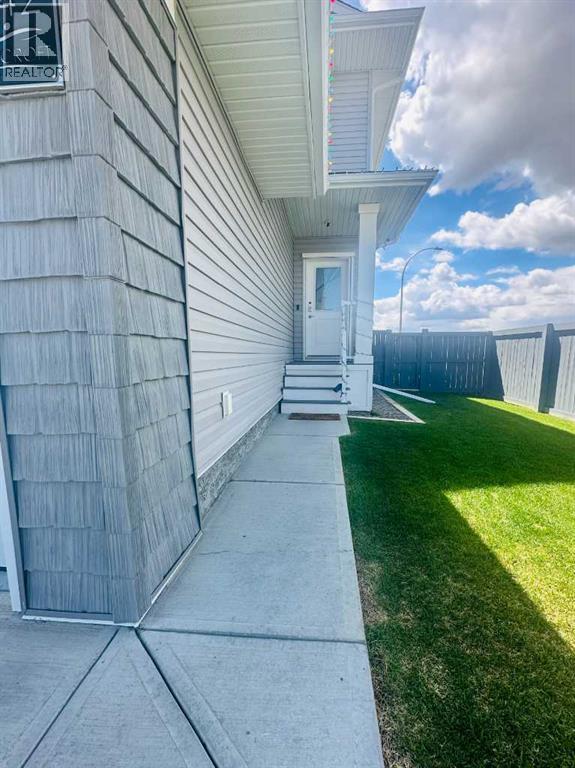 942 Miners Boulevard W — photo 14