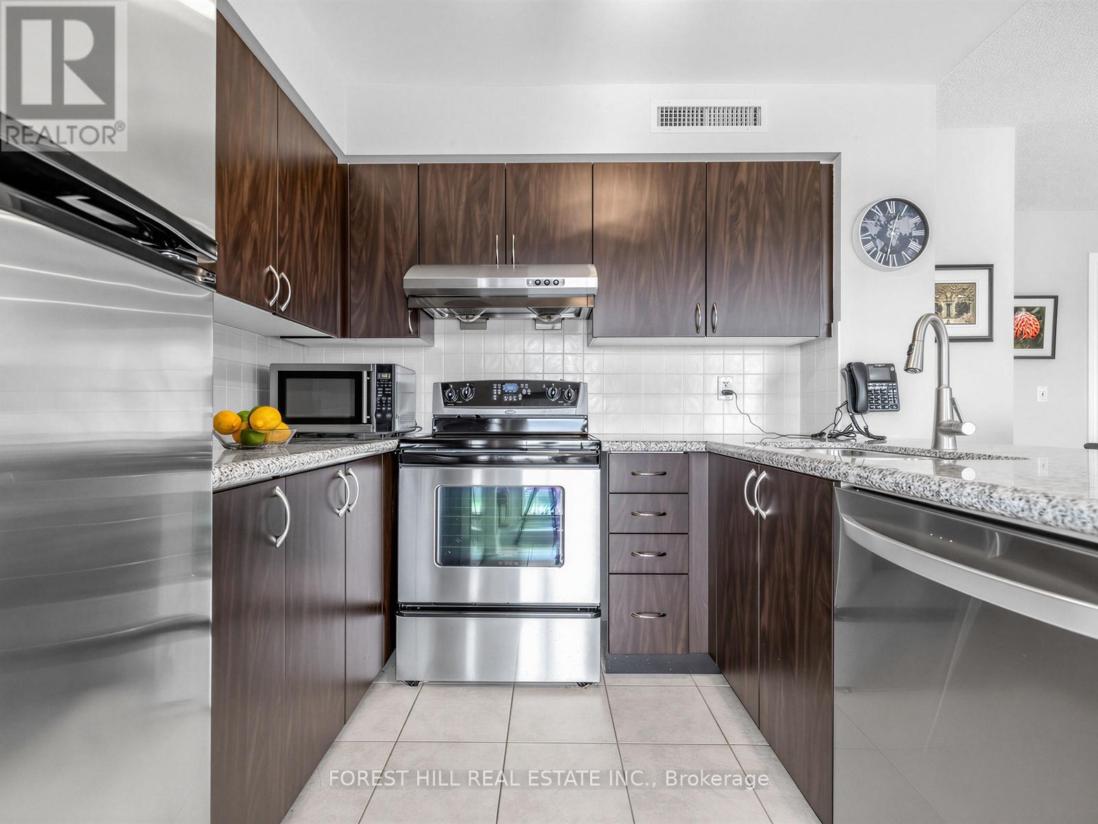 #511 7 NORTH PARK ROAD - 15