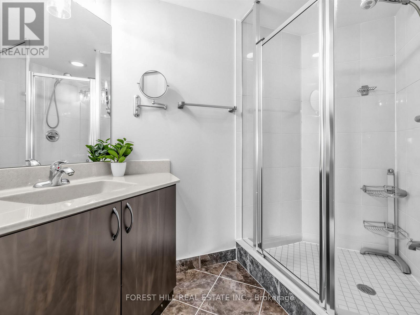 #511 7 NORTH PARK ROAD - 19
