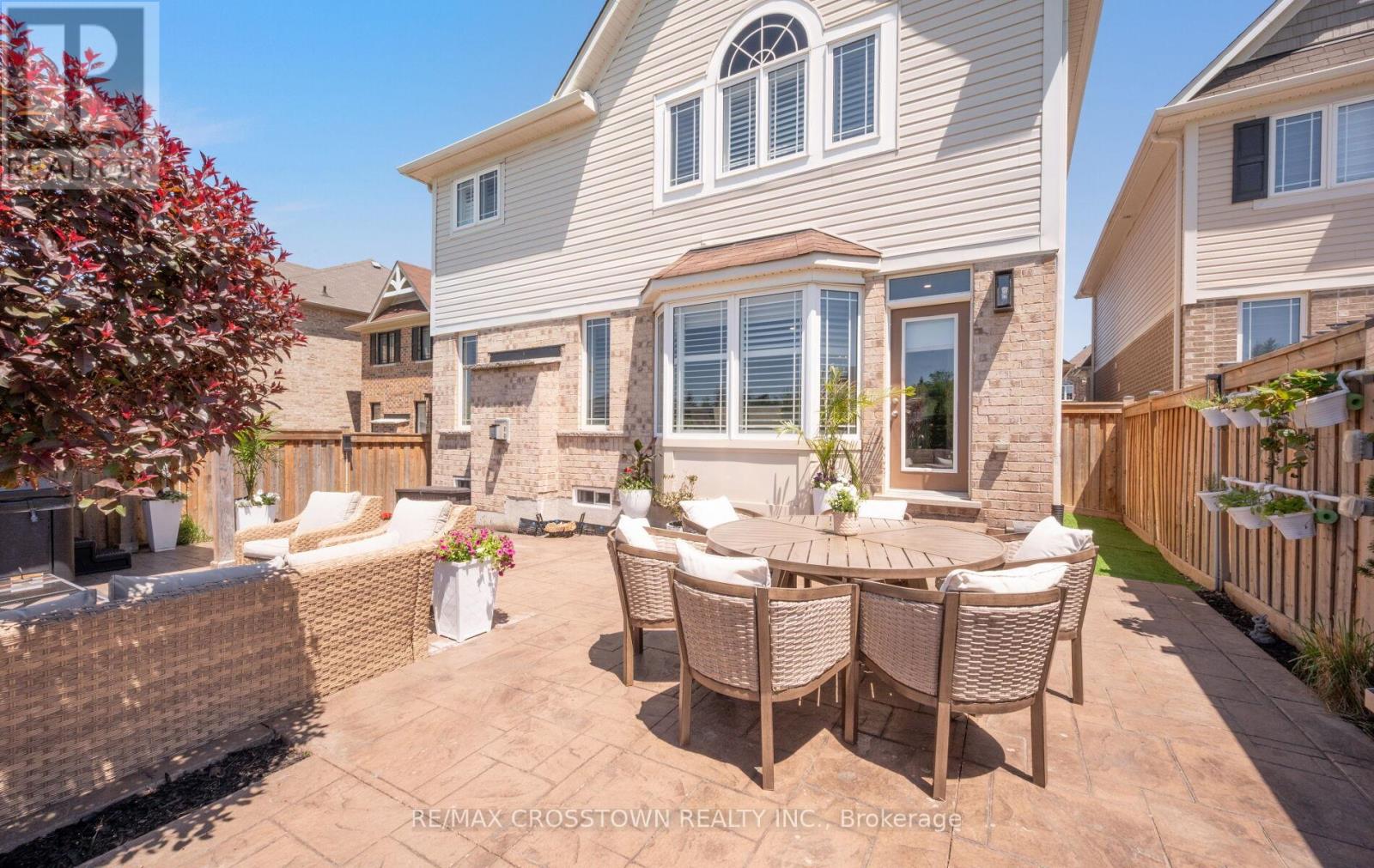 46 PIERCE PLACE - 39