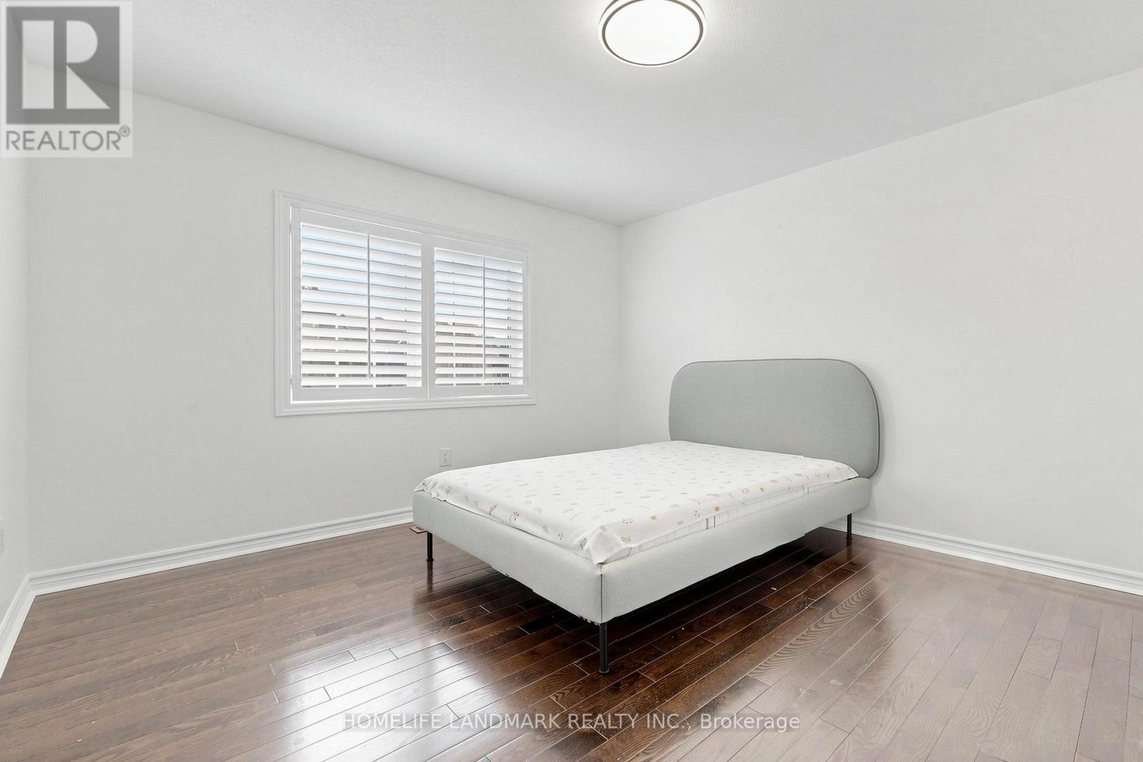 4 MERTON STREET - 18