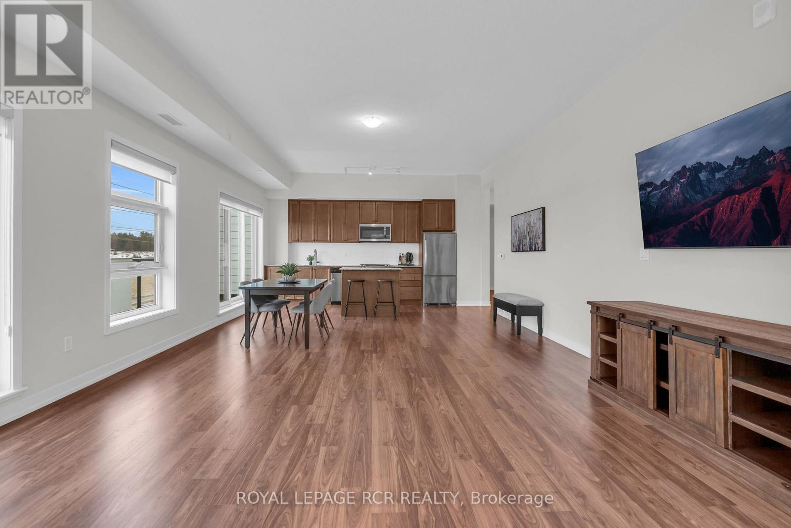 #413 555 WILLIAM GRAHAM DRIVE - 2