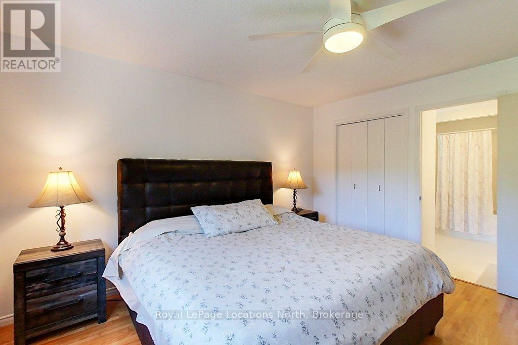306 LAKESHORE ROAD N - 18