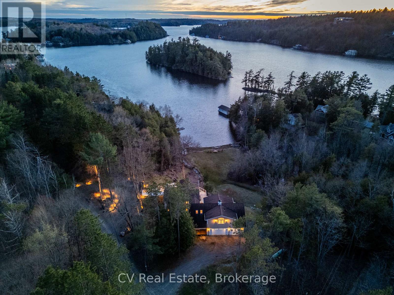 #3 1391 ROSSEAU LAKE ROAD 1 - 2