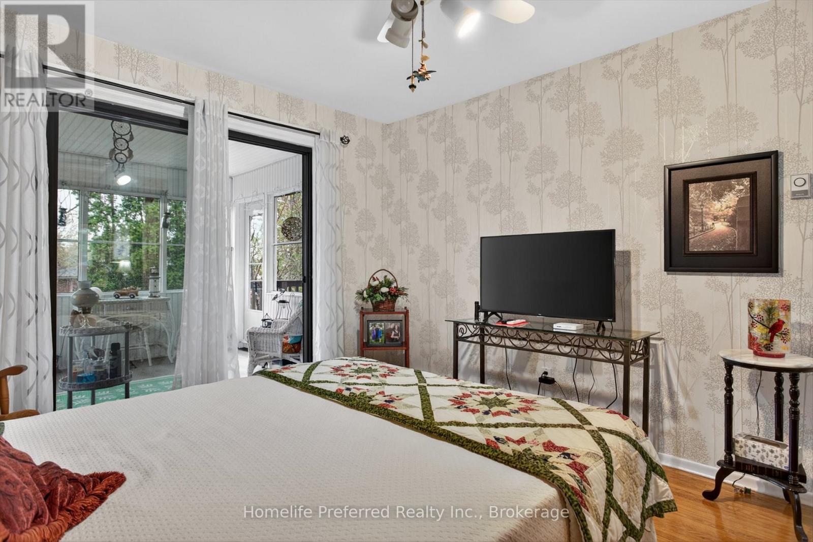 893 CUMBERLAND AVENUE - 18
