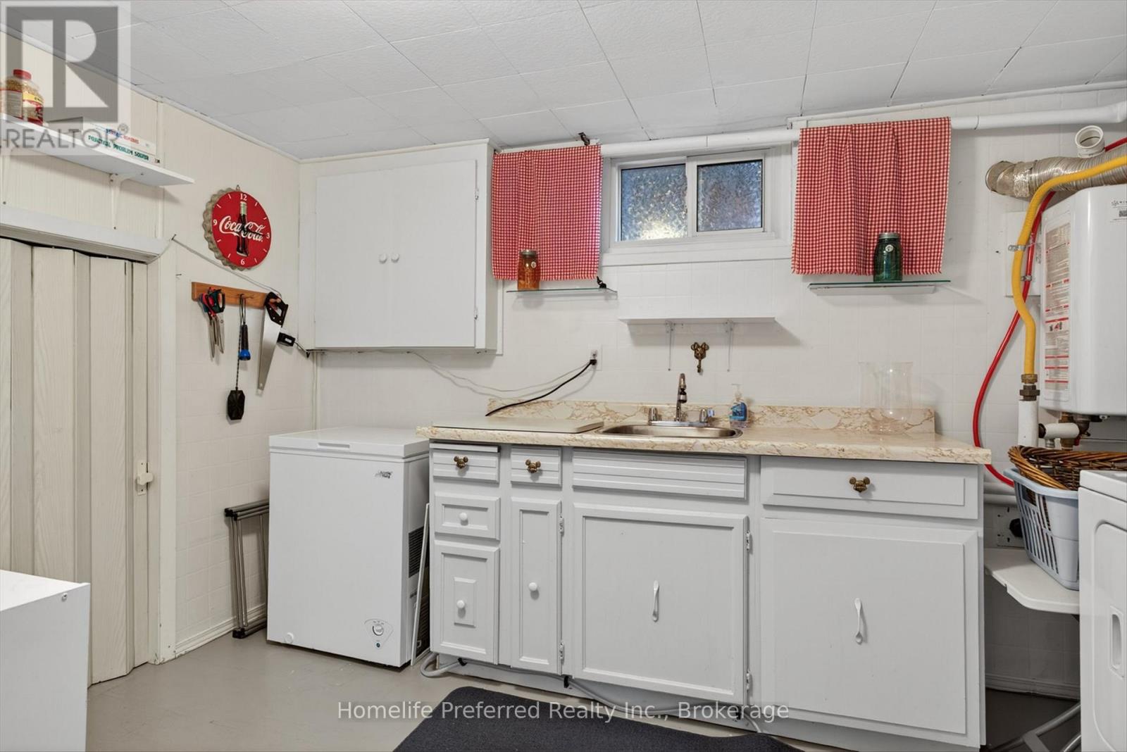 893 CUMBERLAND AVENUE - 29