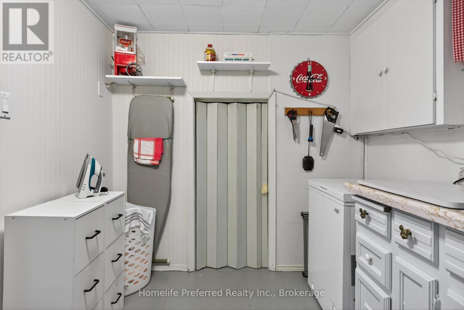 893 CUMBERLAND AVENUE - 30
