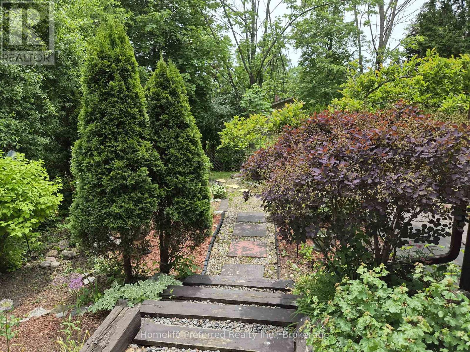 893 CUMBERLAND AVENUE - 42