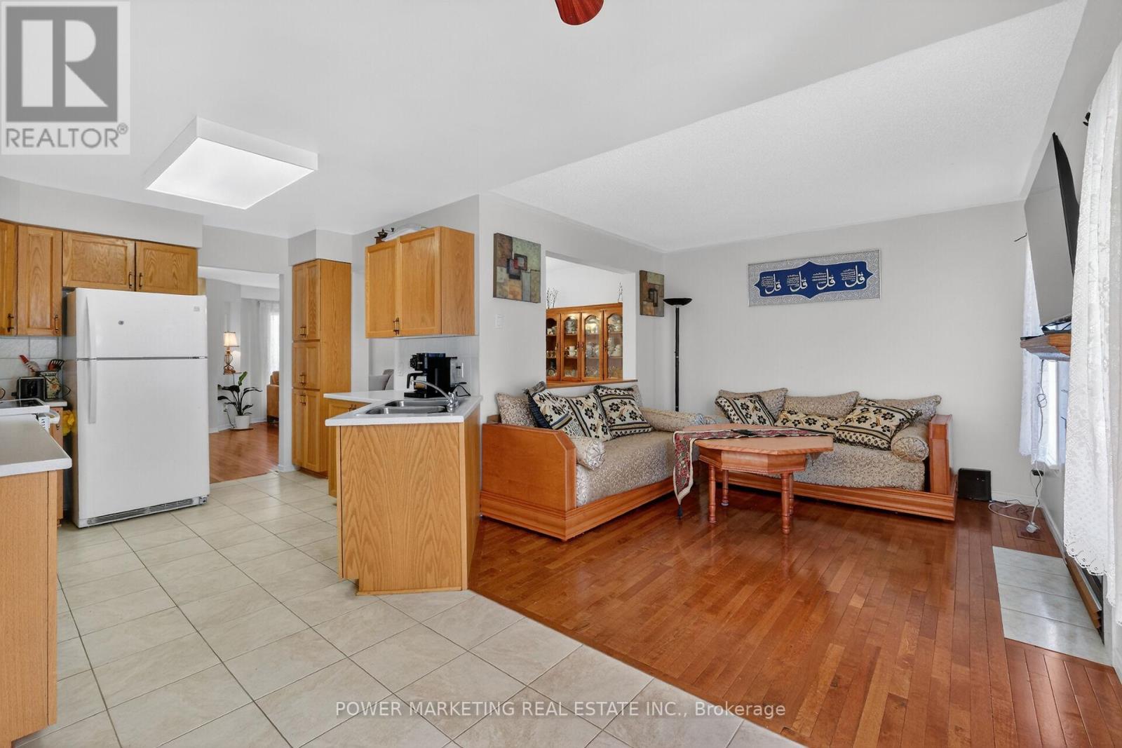 1654 VARENNES BOULEVARD - 15