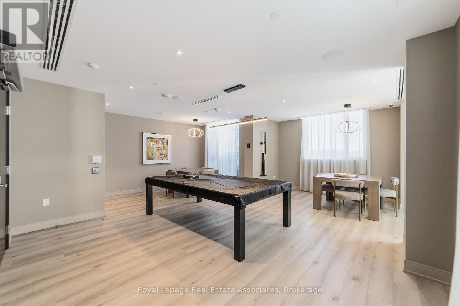 #3118 8 NAHANI WAY - 28