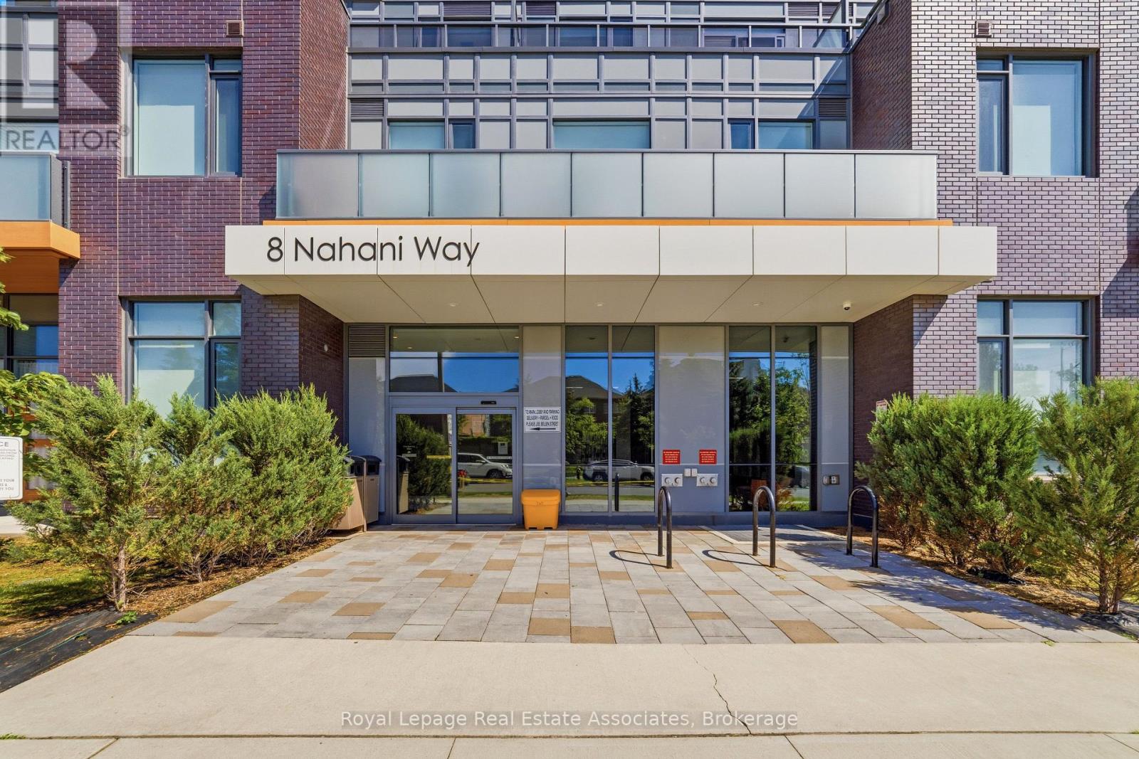 #3118 8 NAHANI WAY - 3