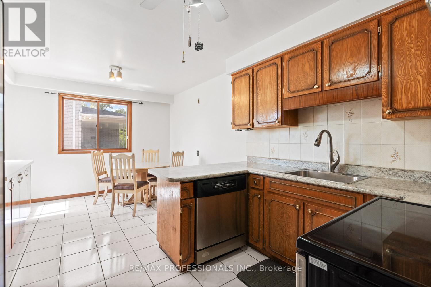 380 TARGA ROAD - 10