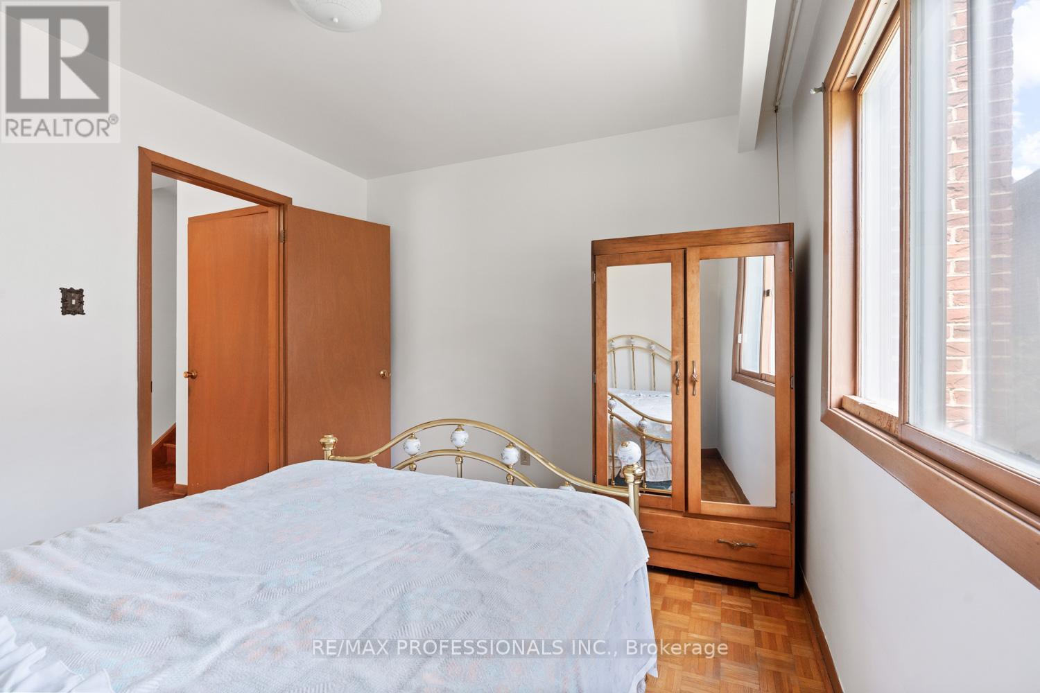 380 TARGA ROAD - 25