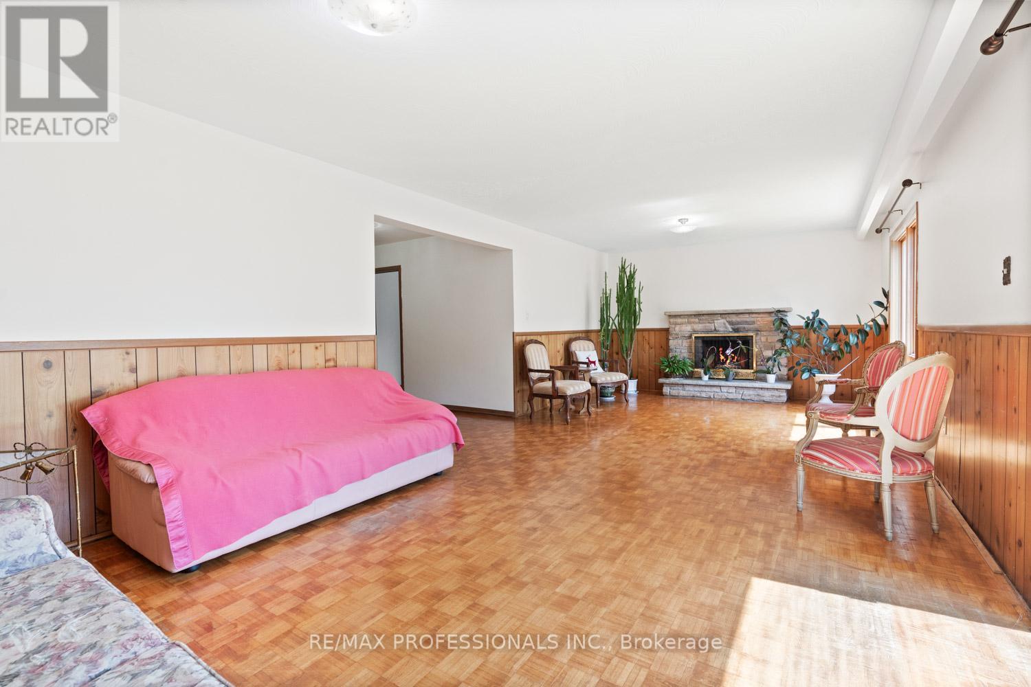 380 TARGA ROAD - 27