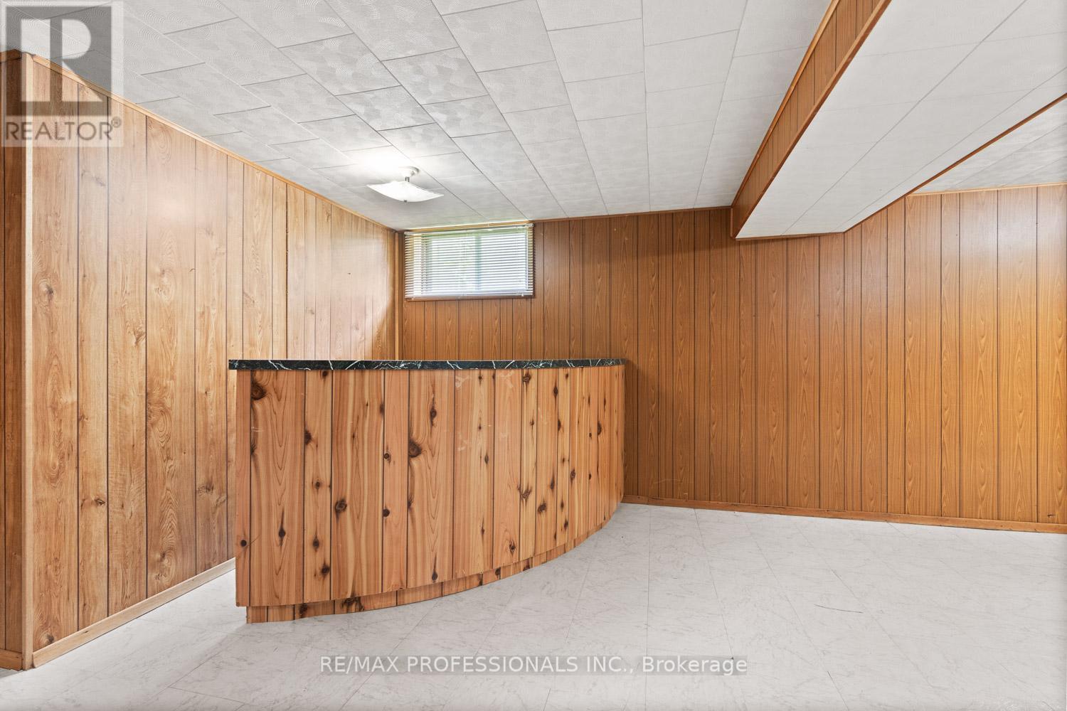 380 TARGA ROAD - 38