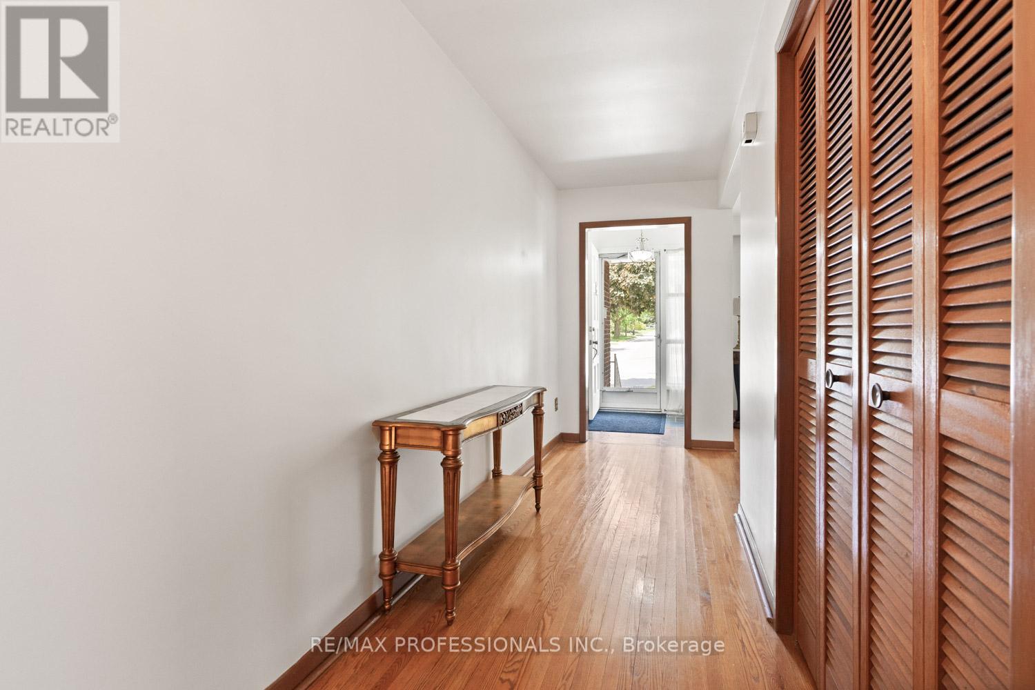 380 TARGA ROAD - 41