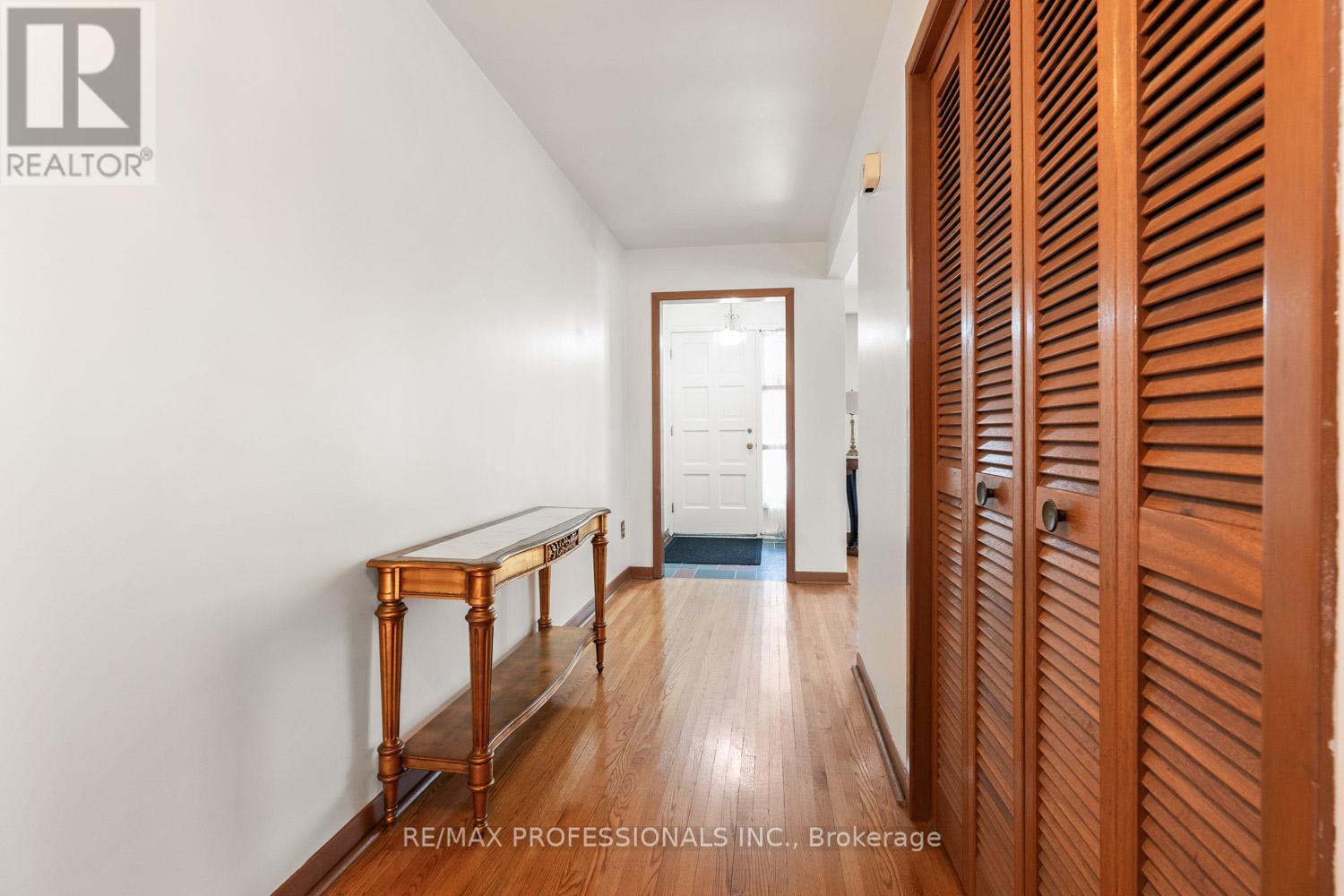 380 TARGA ROAD - 42