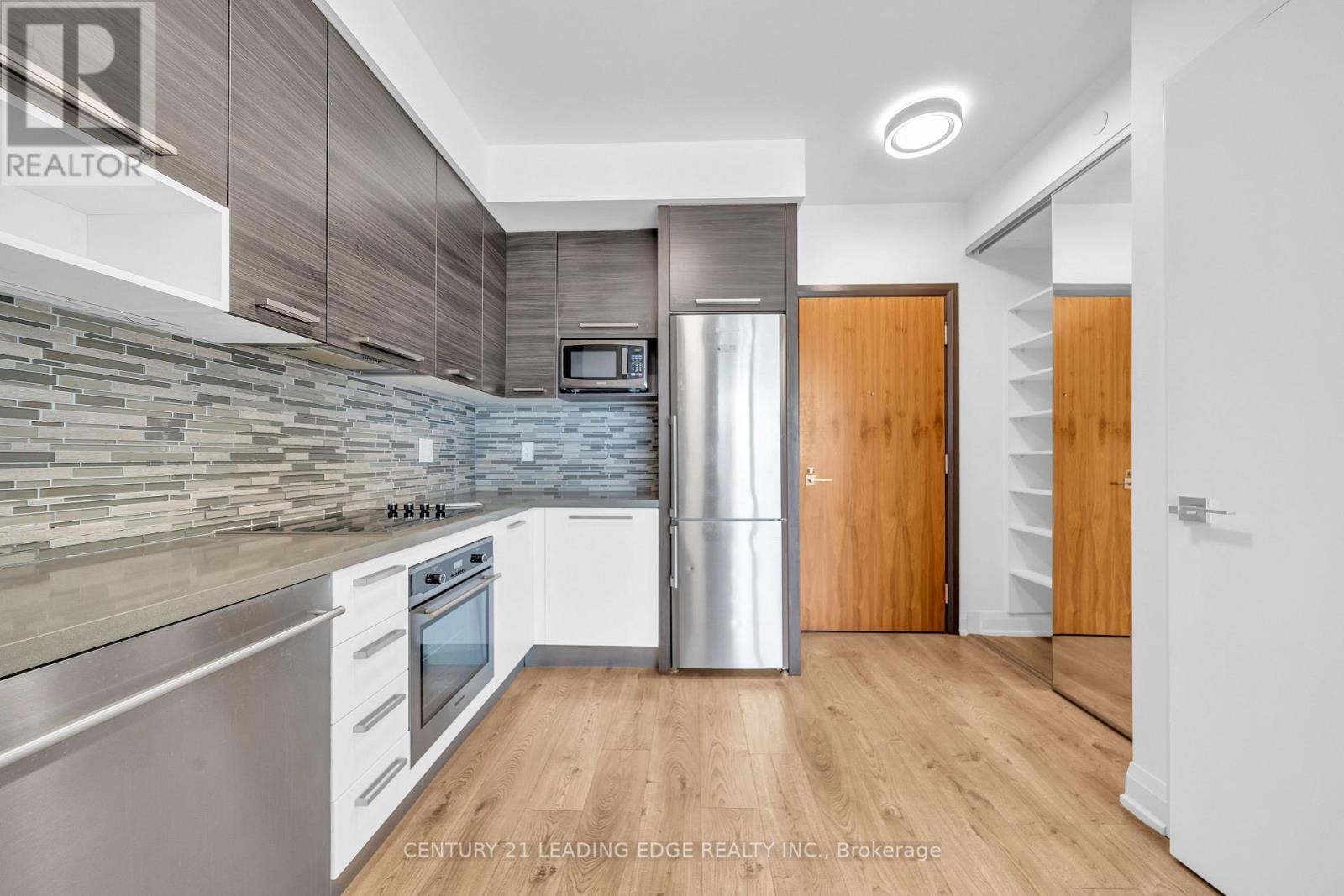 #2608 36 PARK LAWN ROAD - 2