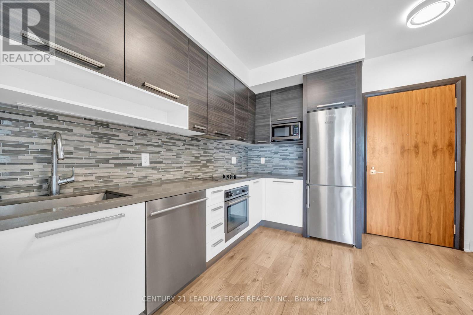 #2608 36 PARK LAWN ROAD - 3