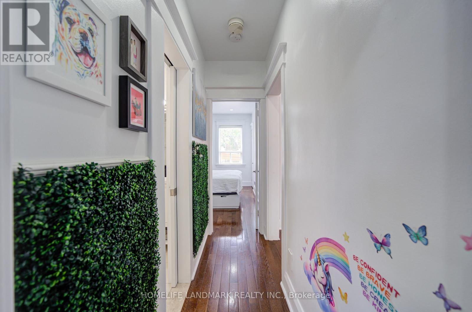 237 BELGRAVIA AVENUE - 16