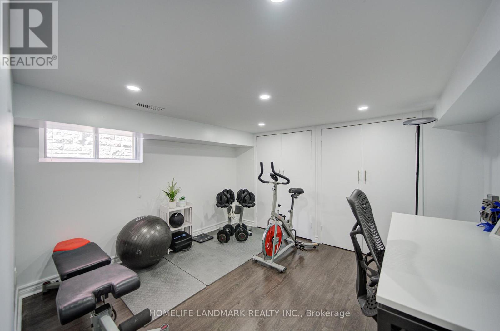 237 BELGRAVIA AVENUE - 27