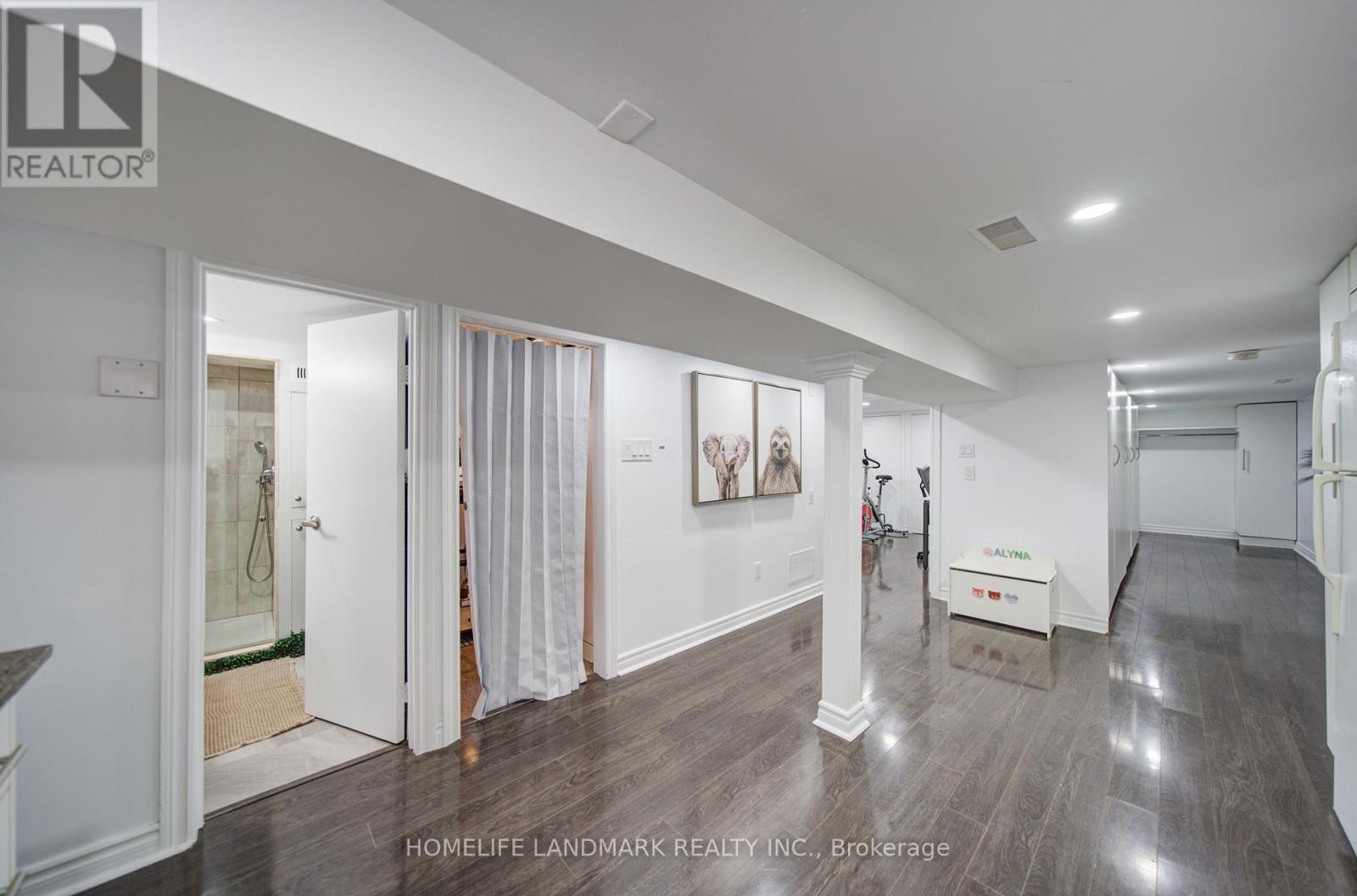 237 BELGRAVIA AVENUE - 30