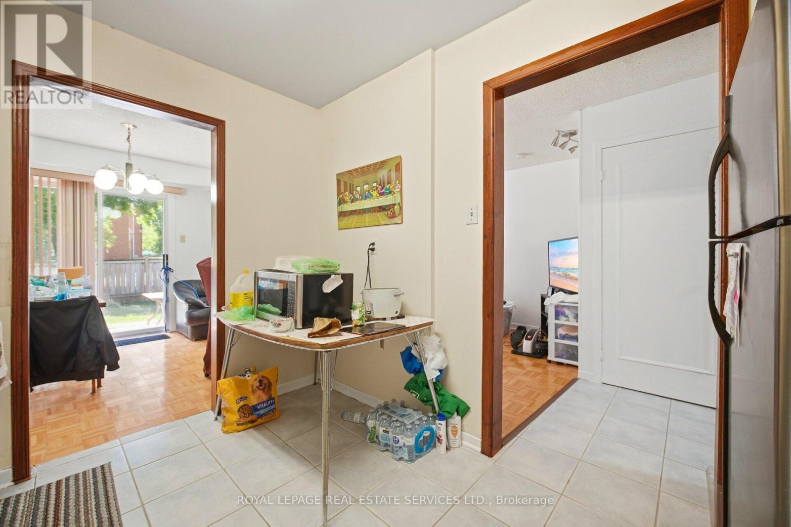 #21 345 MEADOWS BOULEVARD - 21