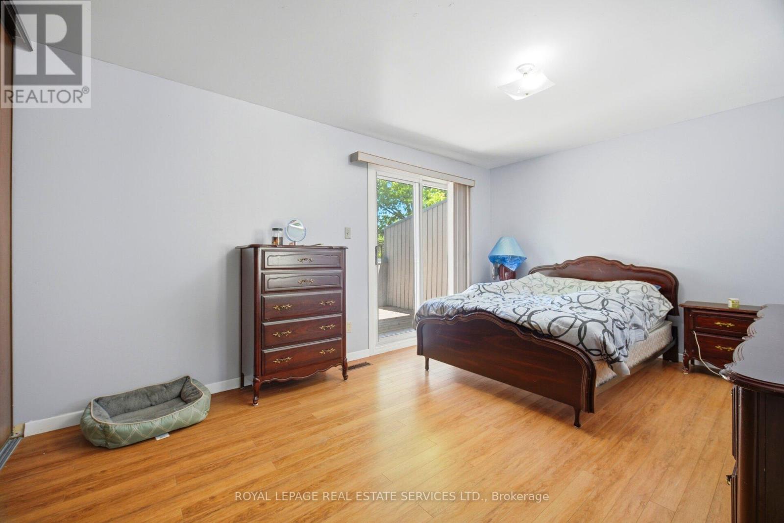 #21 345 MEADOWS BOULEVARD - 24