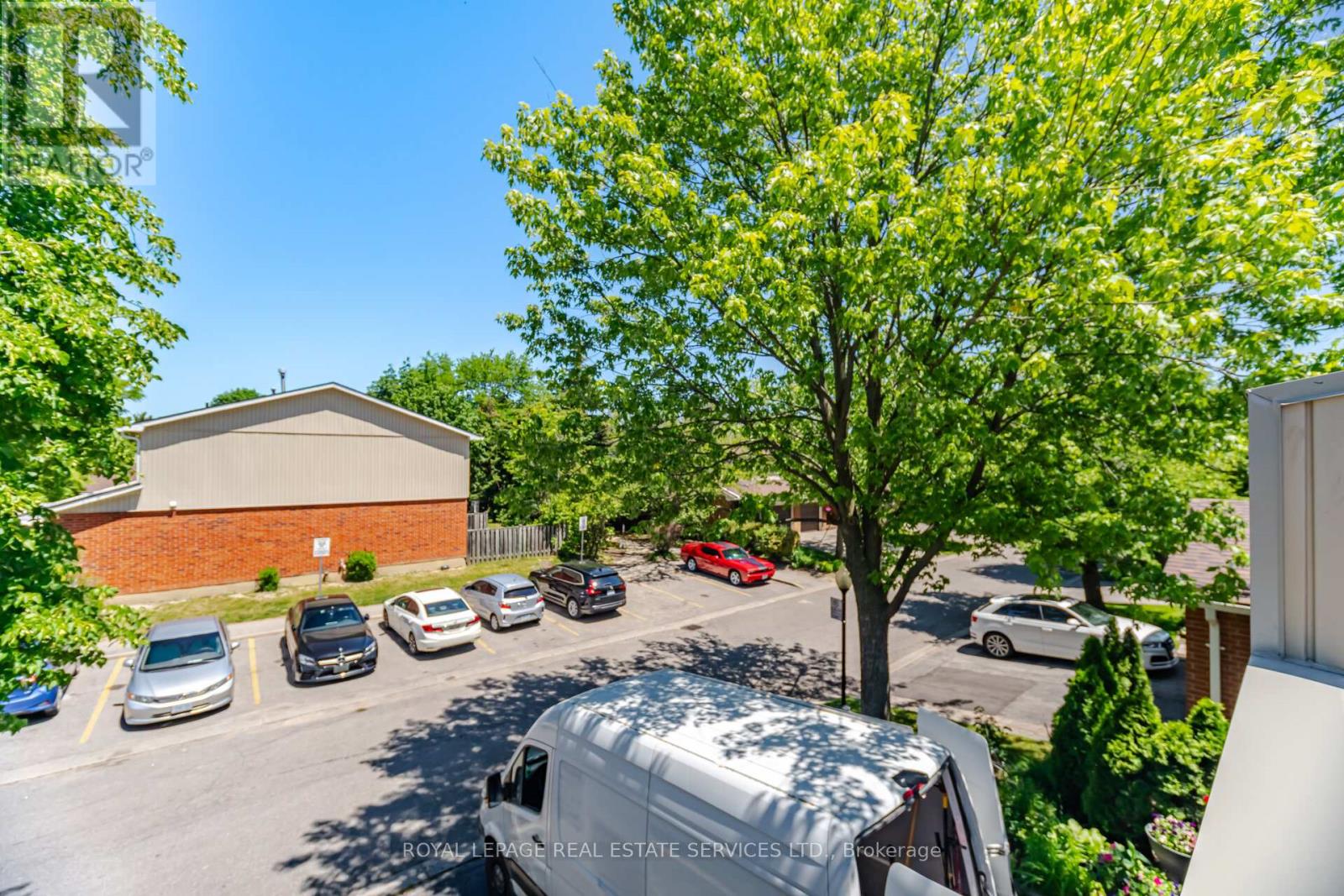 #21 345 MEADOWS BOULEVARD - 43