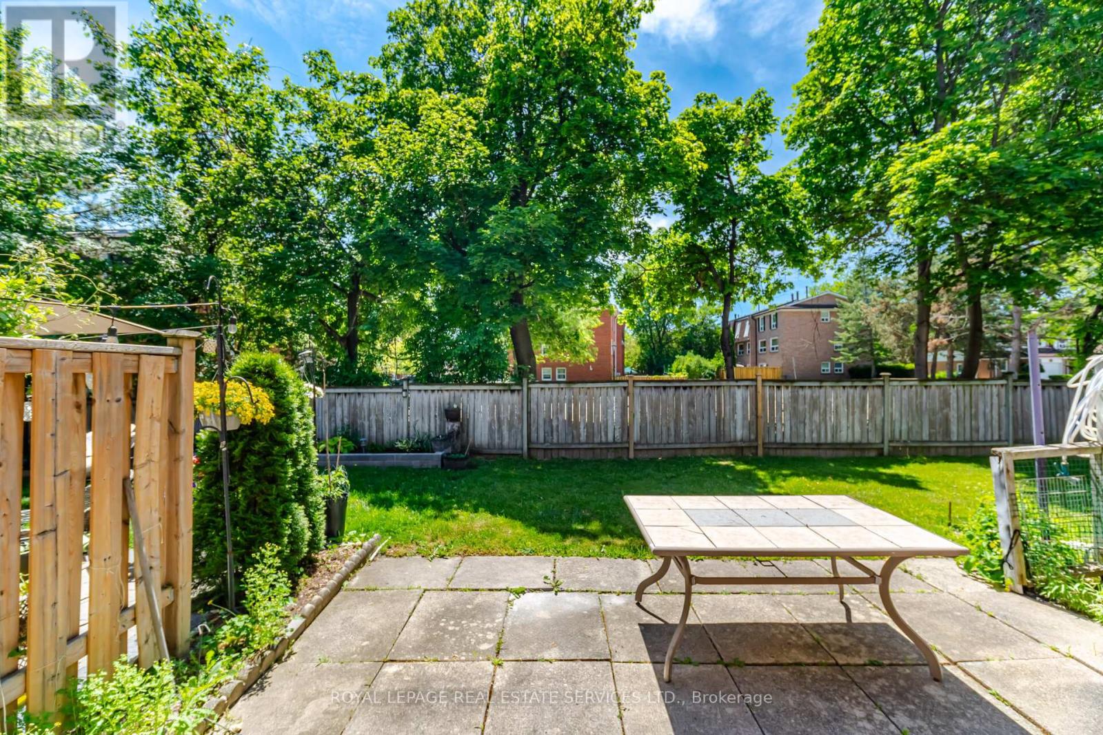 #21 345 MEADOWS BOULEVARD - 45