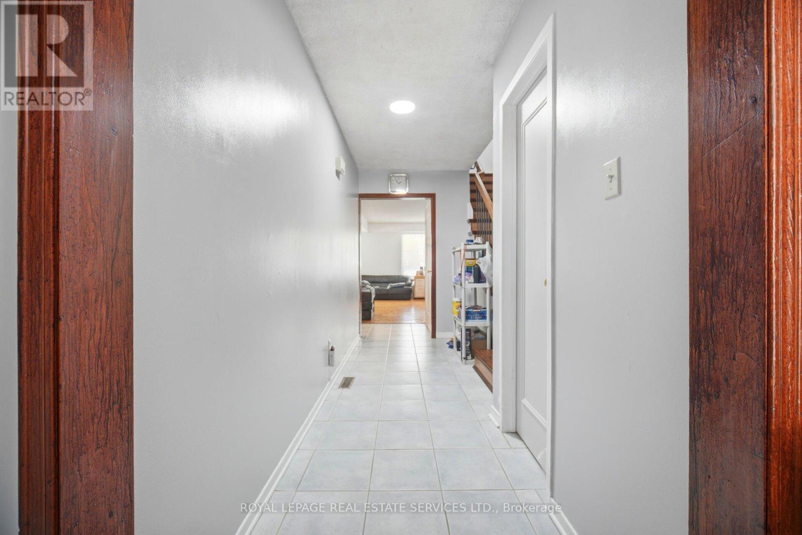 #21 345 MEADOWS BOULEVARD - 9