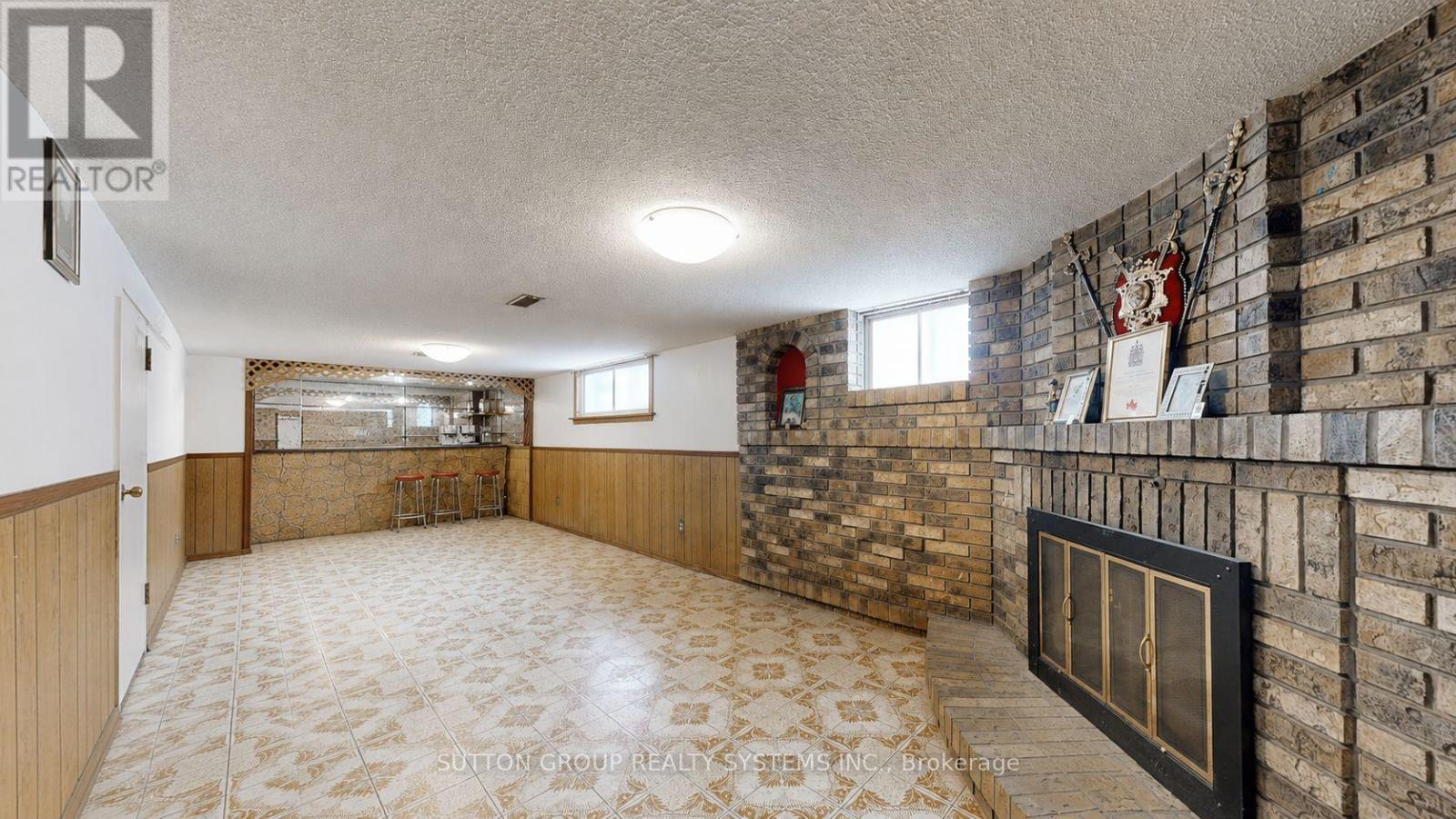 199 STRATHNAIRN AVENUE - Image 10
