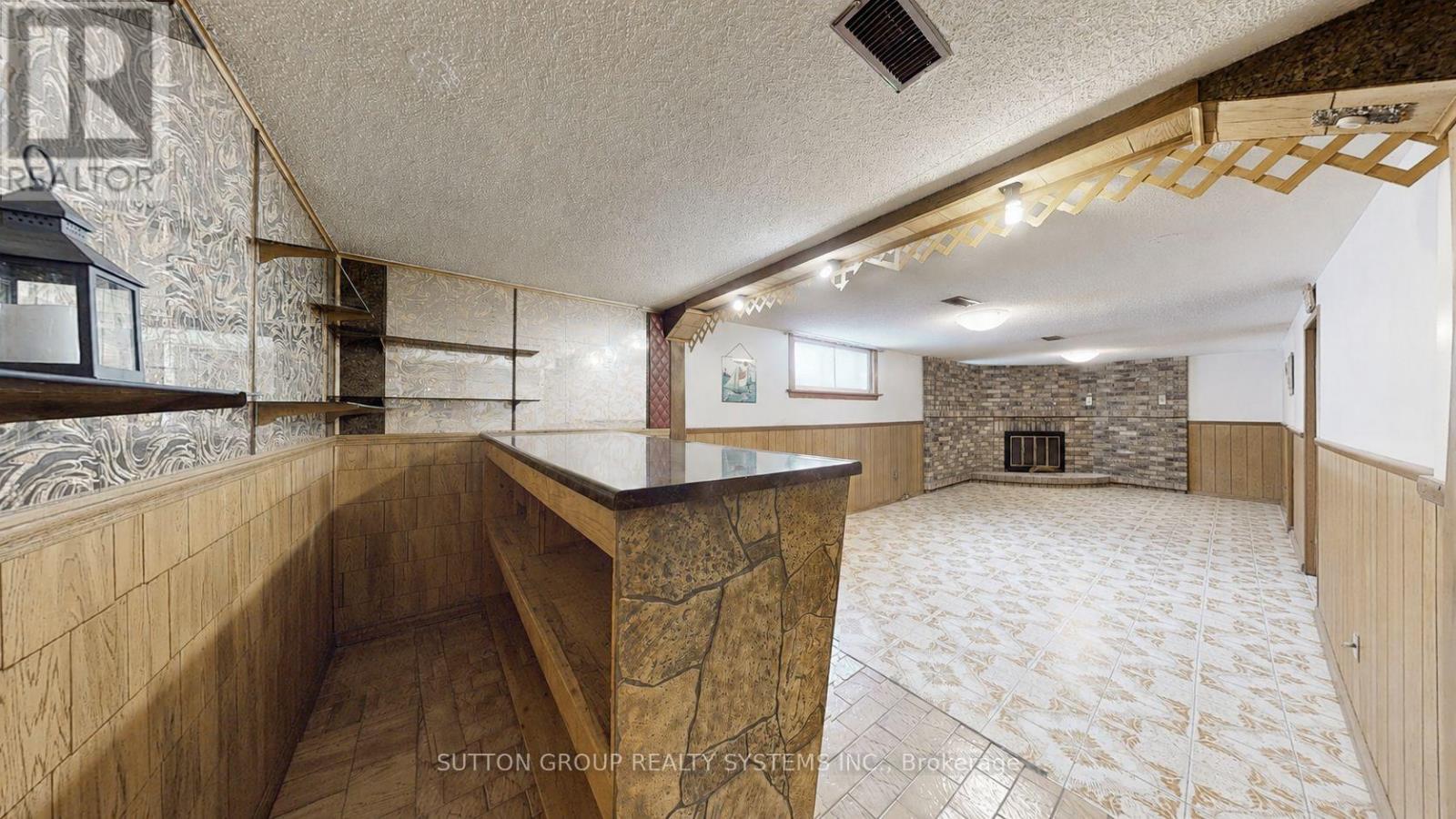 199 STRATHNAIRN AVENUE - Image 12