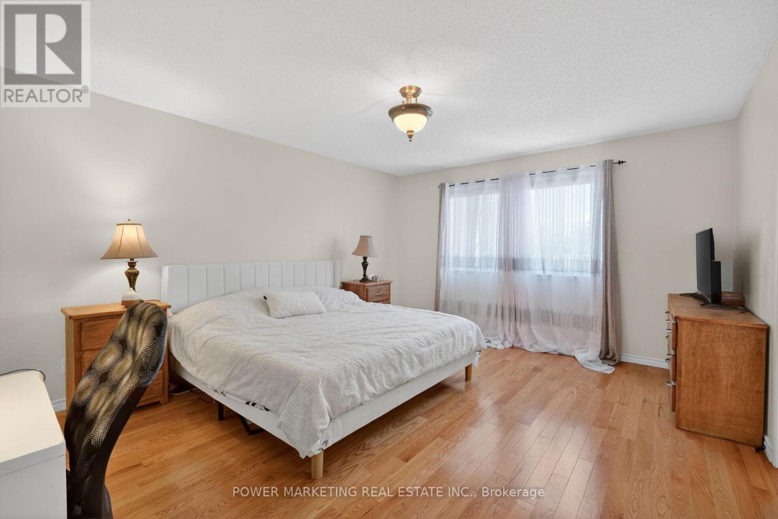 1654 VARENNES BOULEVARD - 29