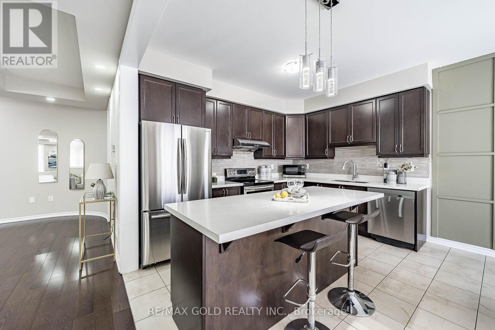 7 TROYER STREET - 14
