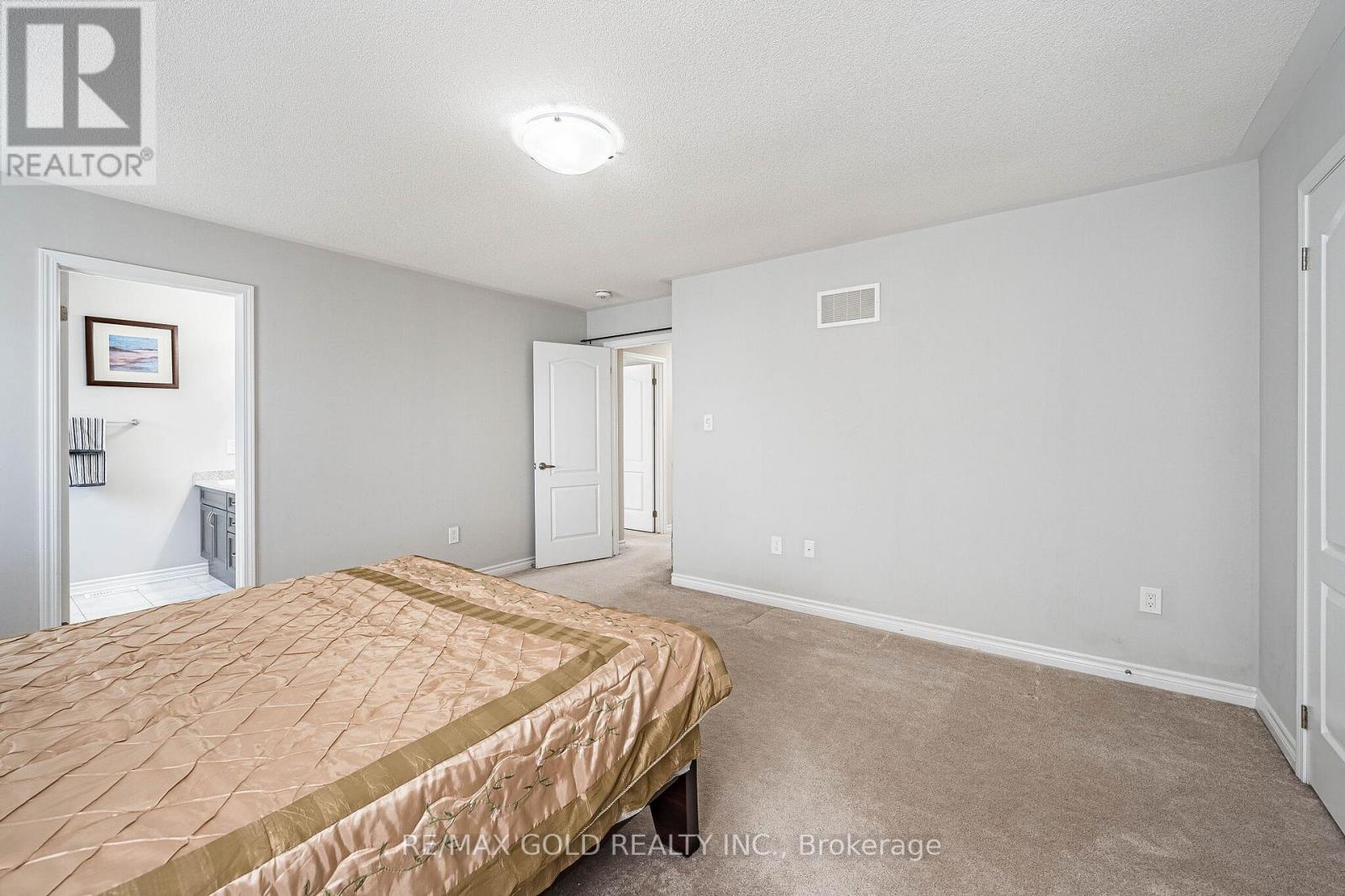 7 TROYER STREET - 22