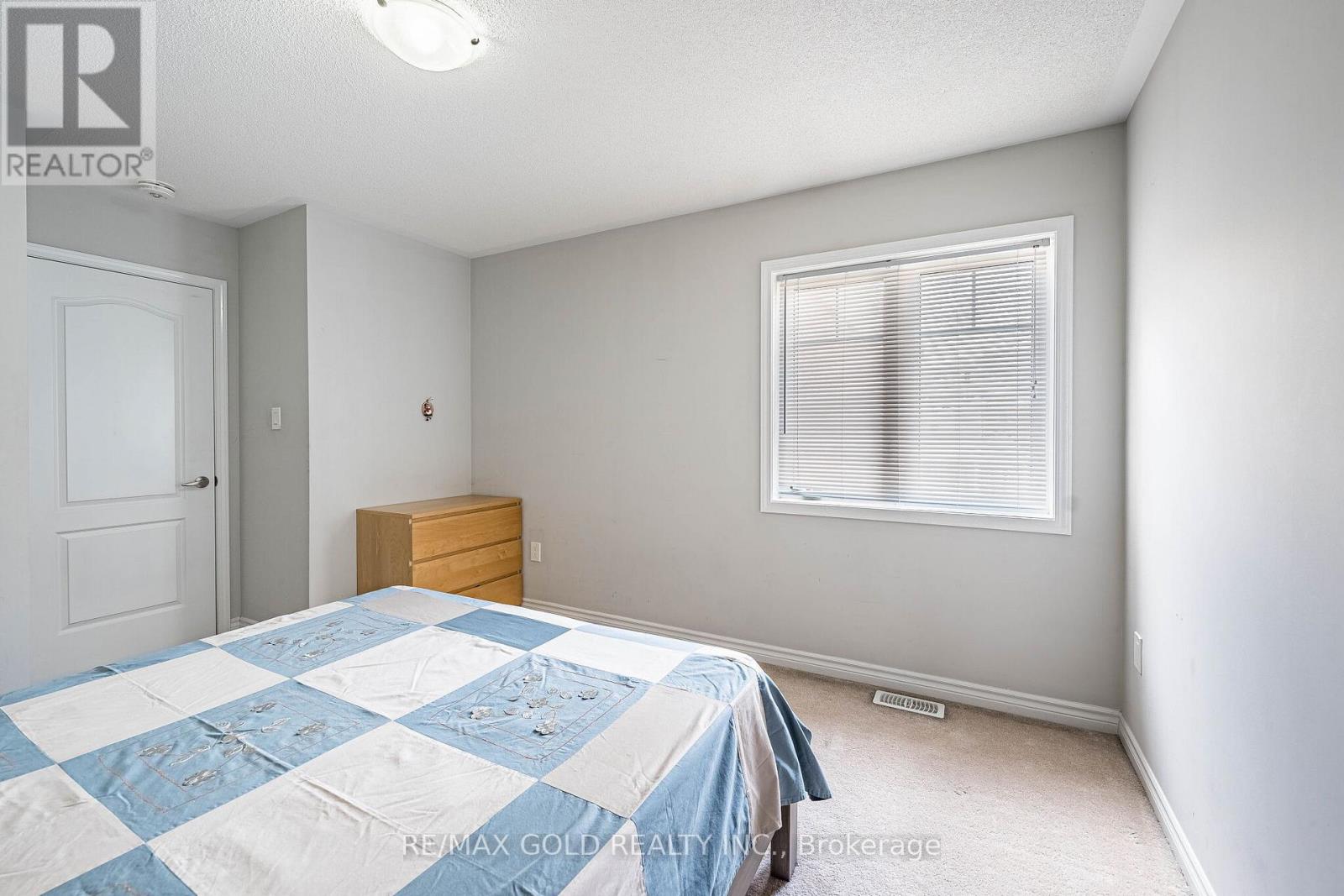 7 TROYER STREET - 28
