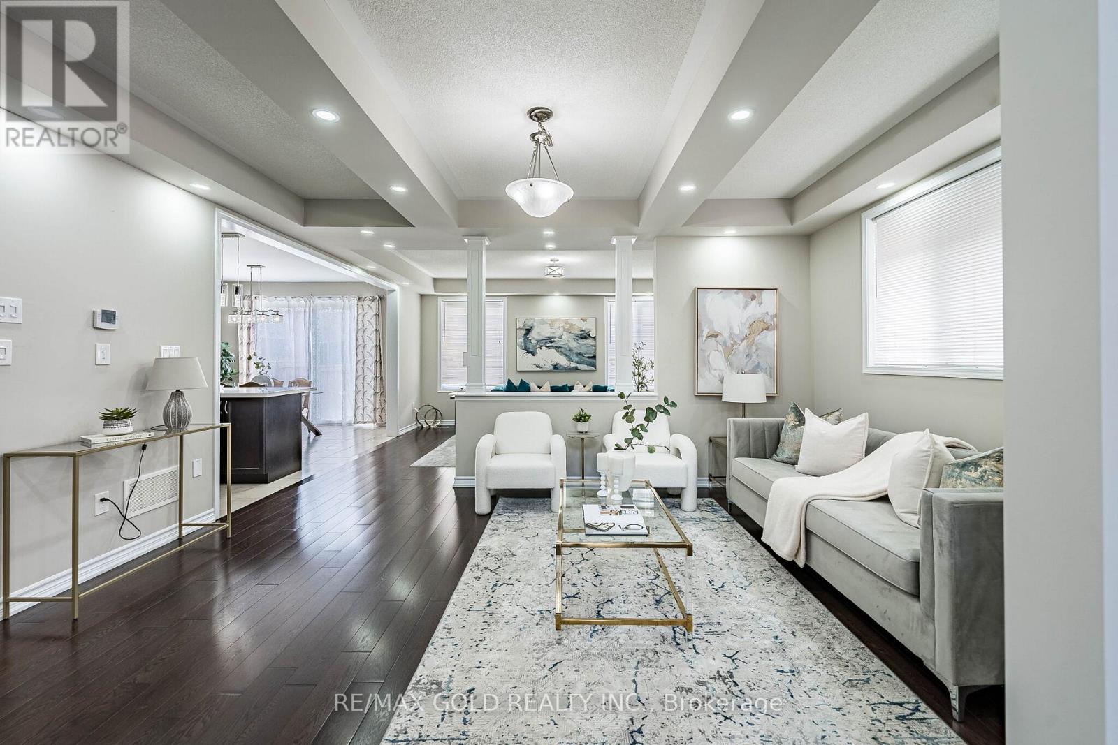 7 TROYER STREET - 5
