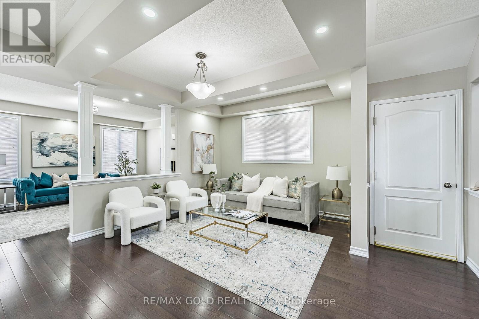 7 TROYER STREET - 6