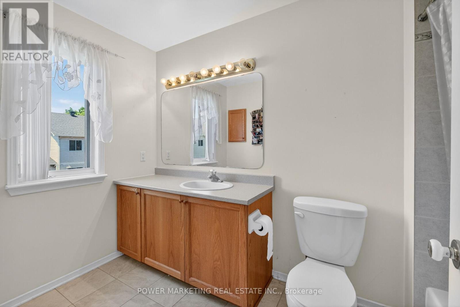 1654 VARENNES BOULEVARD - 32