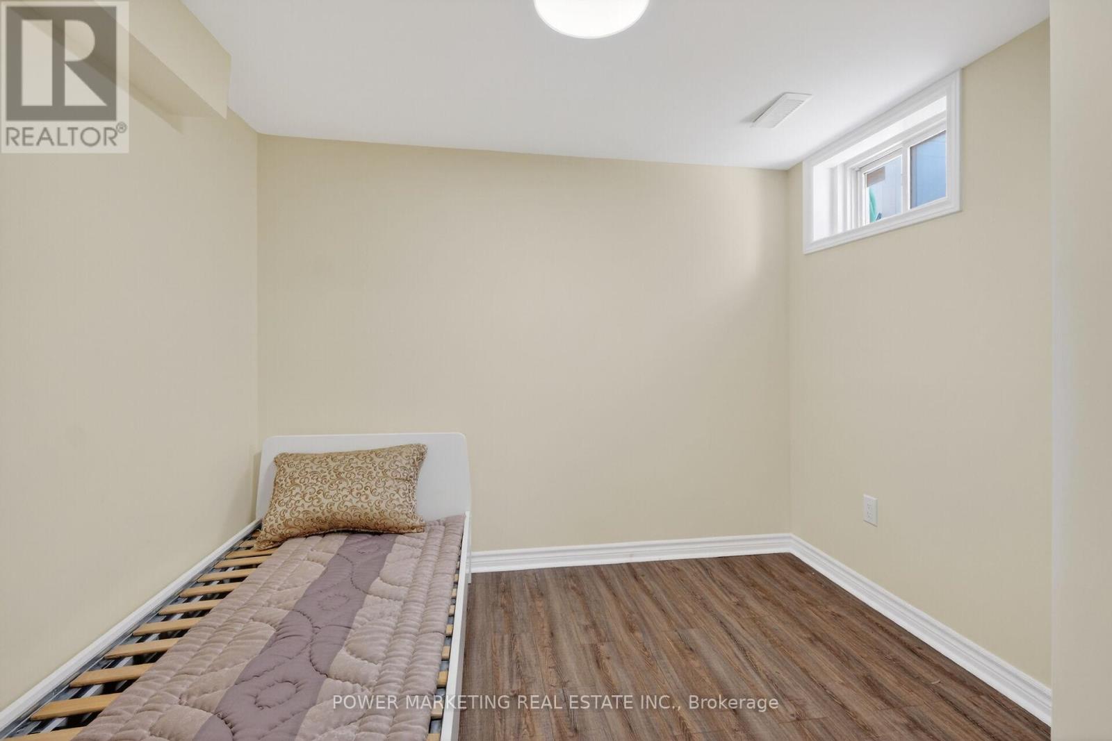 1654 VARENNES BOULEVARD - 40