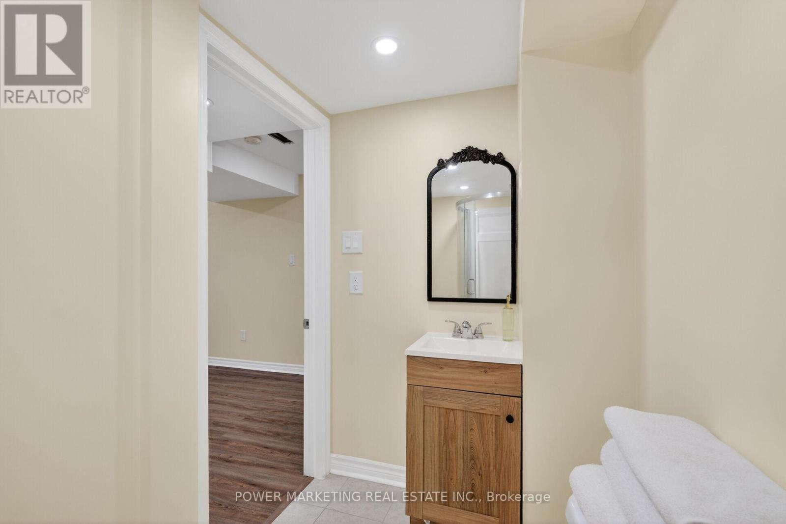 1654 VARENNES BOULEVARD - 42