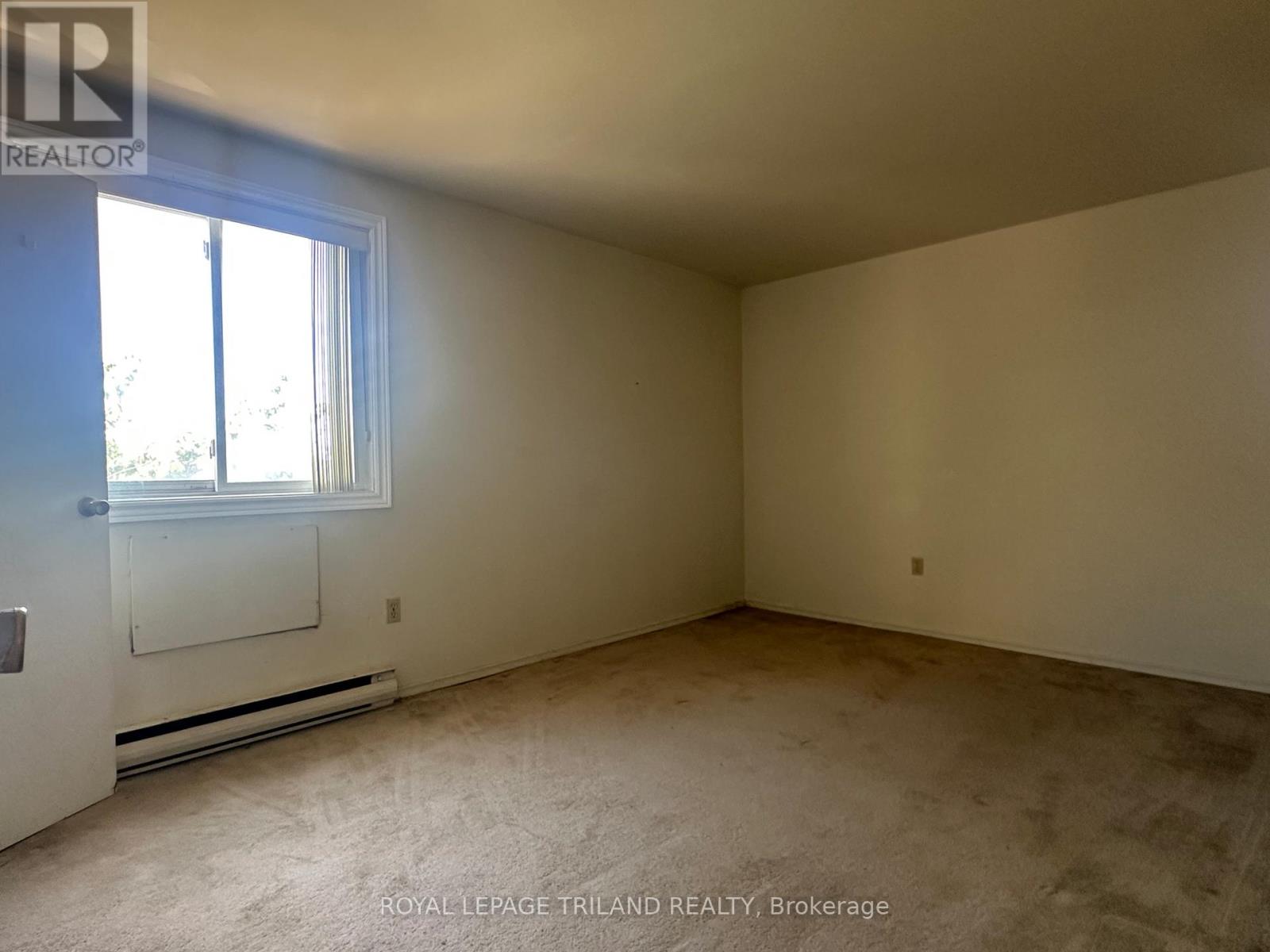 #302 1106 JALNA BOULEVARD - 21